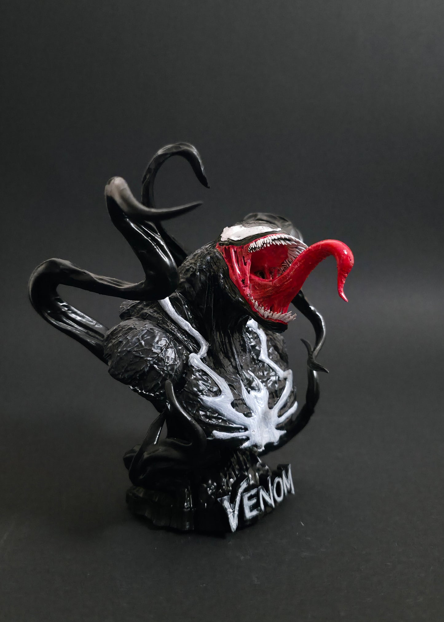 Venom Bust