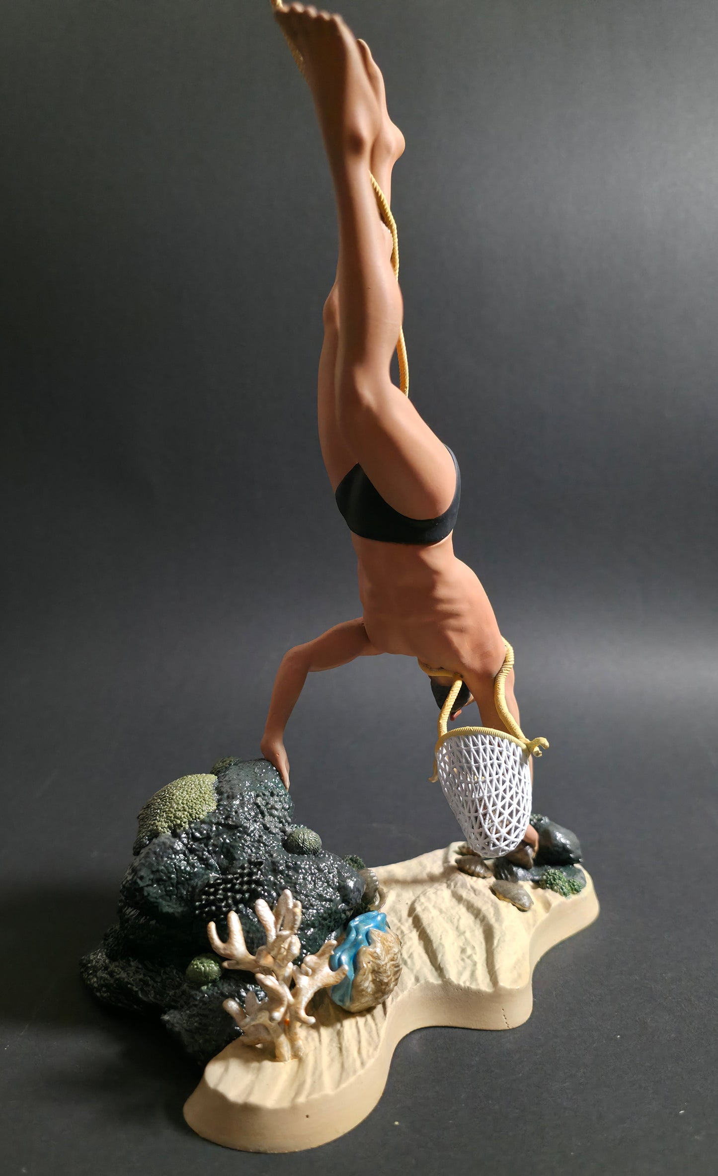 The Pearl Diver